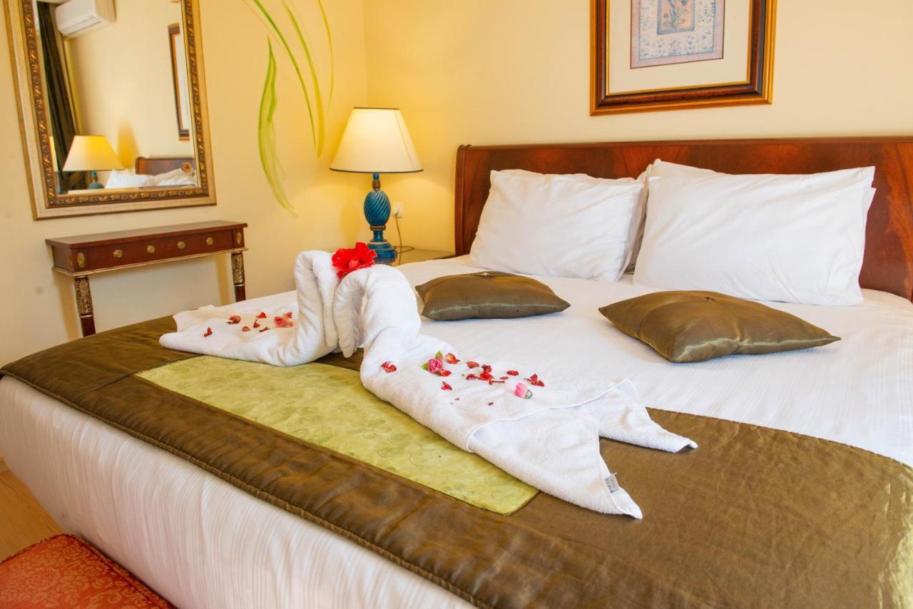 Hotel Simsek เอดีร์เน ภายนอก รูปภาพ