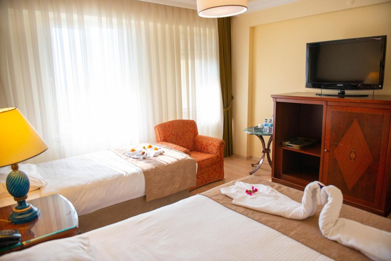 Hotel Simsek เอดีร์เน ภายนอก รูปภาพ