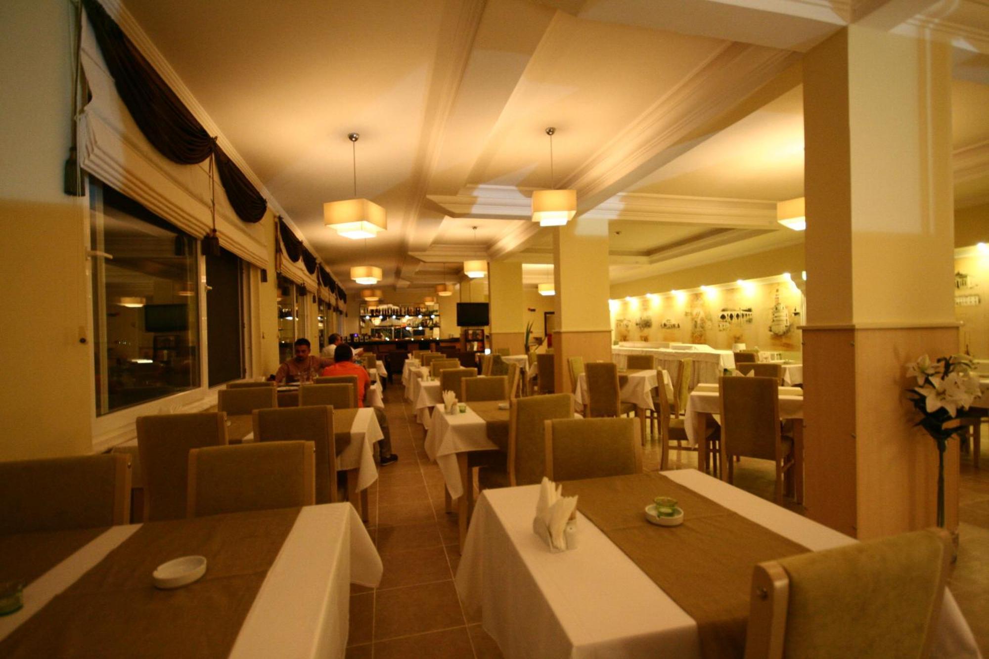 Hotel Simsek เอดีร์เน ภายนอก รูปภาพ
