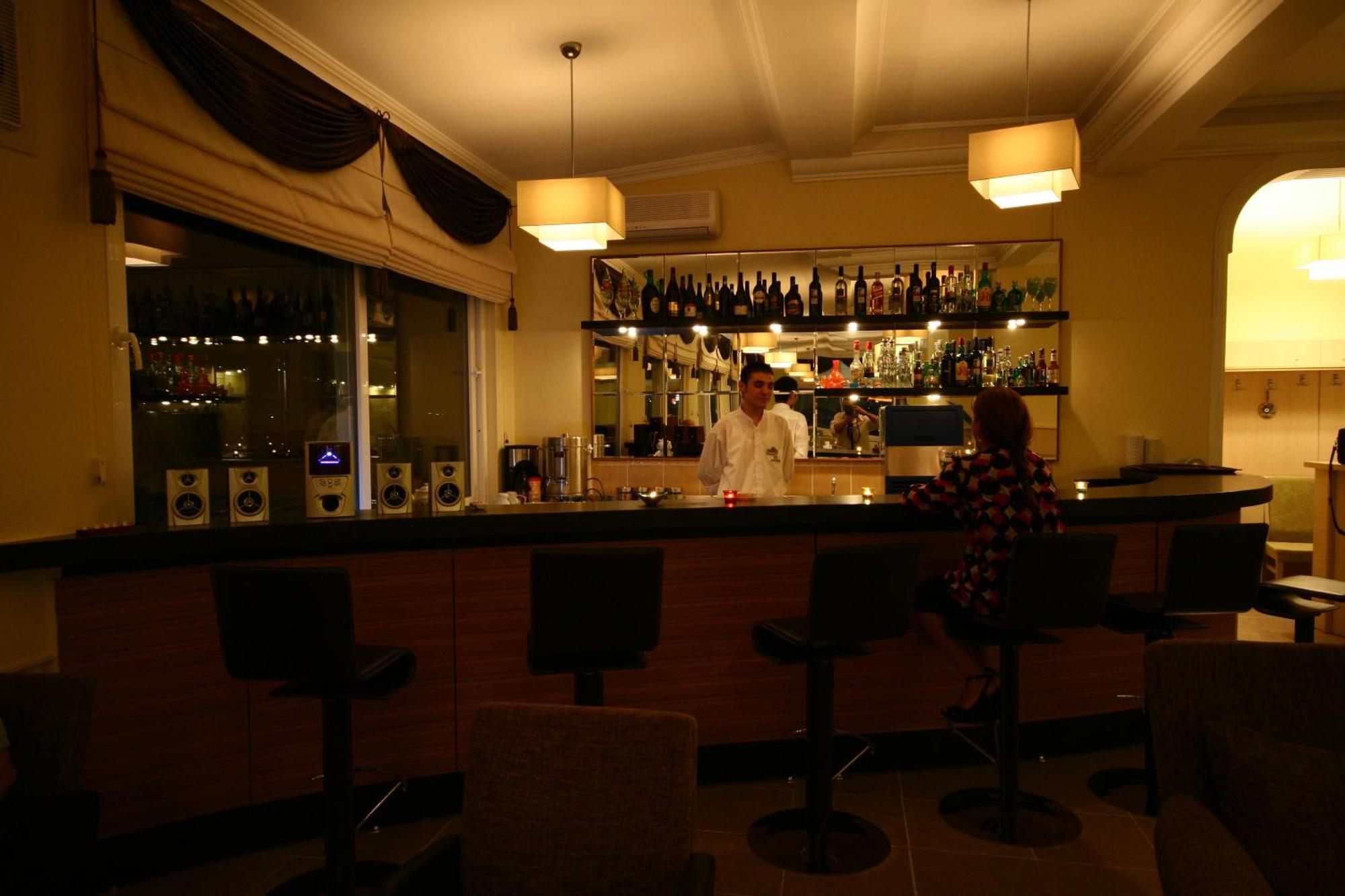 Hotel Simsek เอดีร์เน ภายนอก รูปภาพ